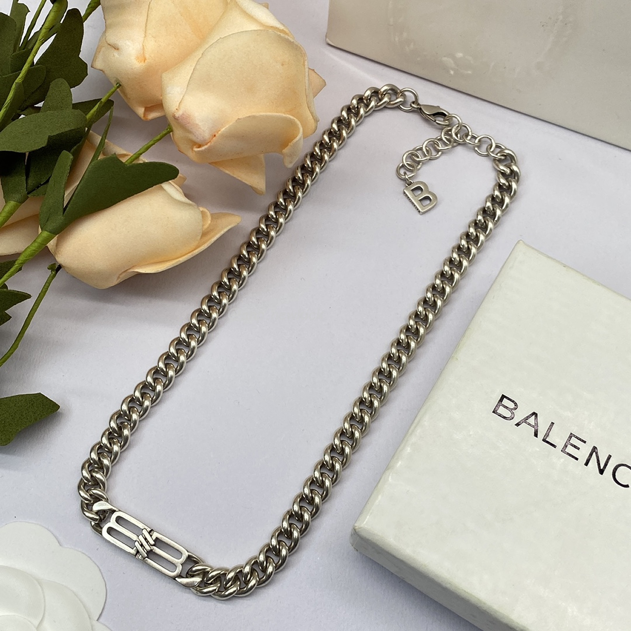 Balenciaga Bb Necklace (10) - www.newkick.vip